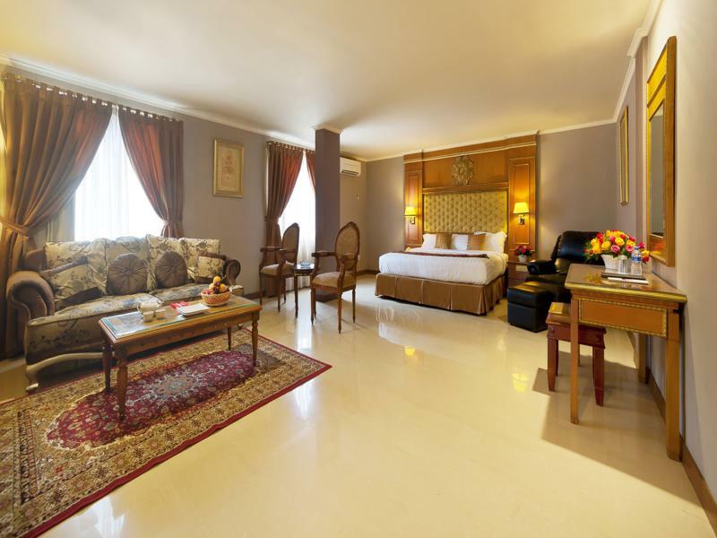 Olympic Hotel Jakarta Exterior foto